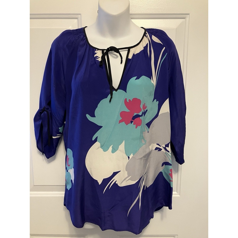 Yumi Kim Top Women's Size XS Royal Blue White Floral 100% Silk Artsy Blouse